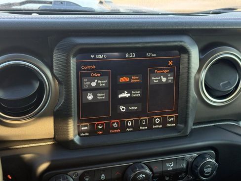 Used 2022 Jeep Gladiator Rubicon w/ LED Lighting Group image 23