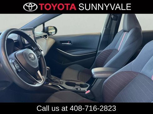 Used 2024 Toyota Corolla SE w/ Convenience Package FWD image 15