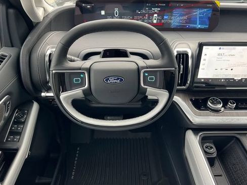 New 2025 Ford Expedition Max Platinum w/ Platinum Ultimate Package AWD/4WD image 13
