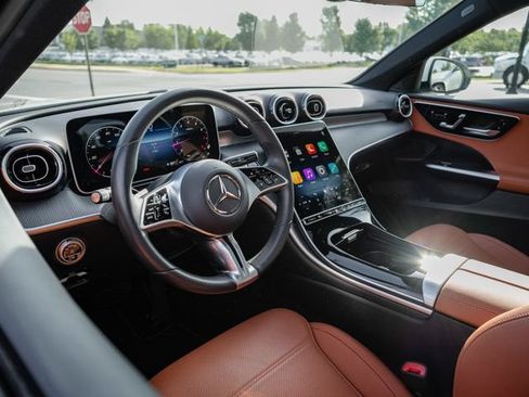 Certified 2025 Mercedes-Benz C 300 Sedan image 15