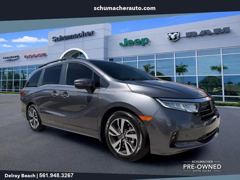 Used 2024 Honda Odyssey Touring image 1