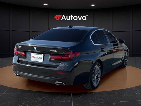 Used 2023 BMW 530i xDrive w/ Premium Package AWD/4WD image 5