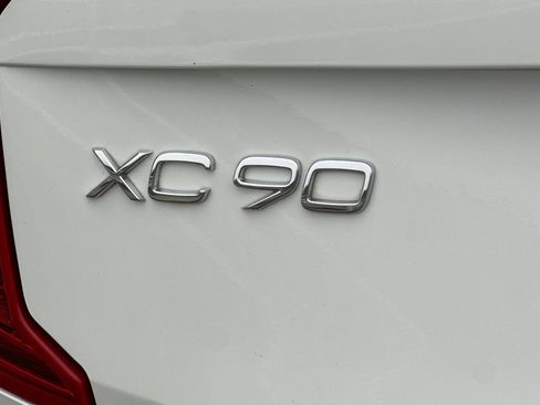 Certified 2022 Volvo XC90 T8 Inscription w/ Advanced Package image 13