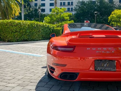 Used 2016 Porsche 911 4 Coupe AWD/4WD image 23