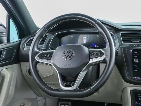 Used 2023 Volkswagen Tiguan SE R-Line FWD image 12