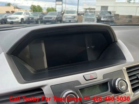 Used 2016 Honda Odyssey SE image 22