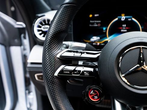 Used 2022 Mercedes-Benz AMG GT 43 image 31