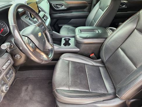 Used 2021 Chevrolet Tahoe High Country w/ Premium Package RWD image 13
