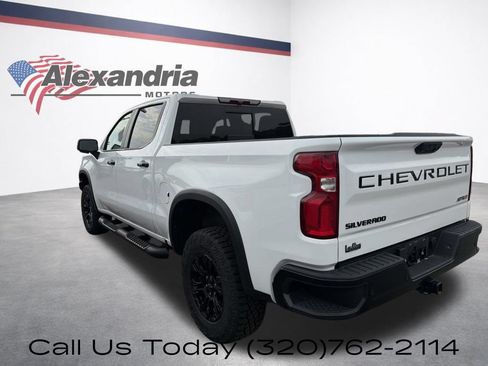 Used 2023 Chevrolet Silverado 1500 ZR2 AWD/4WD image 6