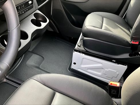 New 2025 Mercedes-Benz Sprinter 2500 image 11