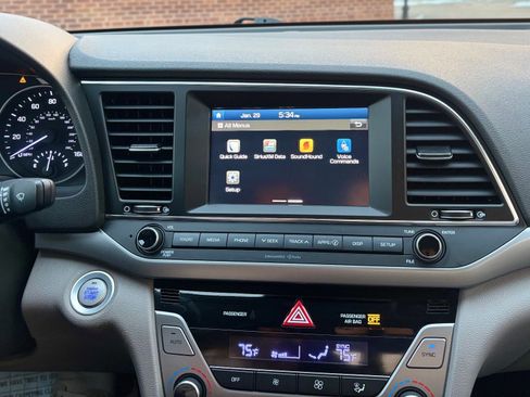 Used 2018 Hyundai Elantra Value Edition image 38