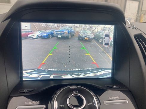 Used 2019 Ford Escape Titanium image 26