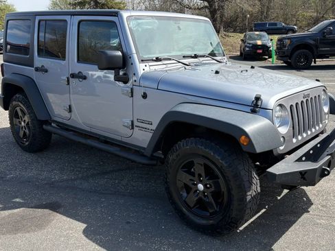 Used 2016 Jeep Wrangler Unlimited Sport w/ Quick Order Package 24S image 10