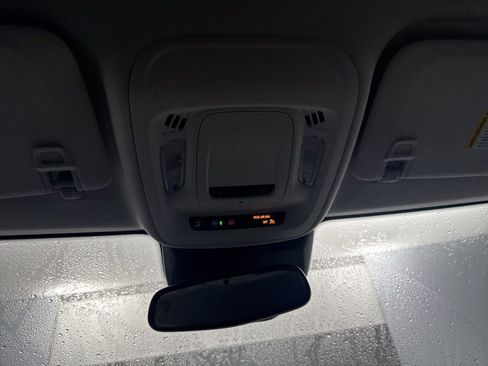 Used 2024 Buick Envision Preferred image 28