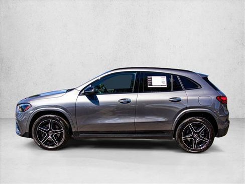 Used 2024 Mercedes-Benz GLA 250 4MATIC image 8