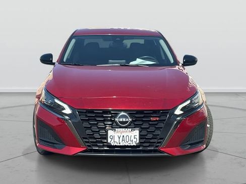 Certified 2024 Nissan Altima 2.5 SR image 2