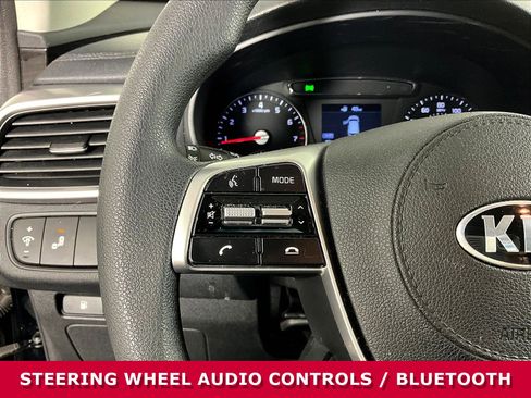Used 2020 Kia Sorento LX AWD/4WD image 10
