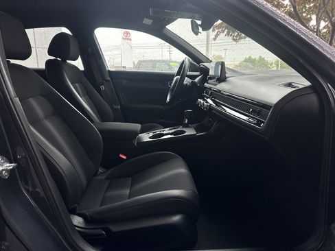 Used 2025 Honda Civic Sport image 13