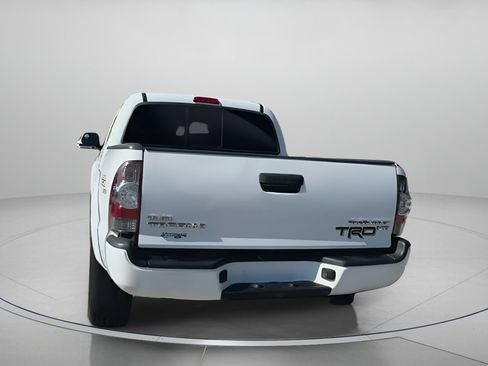 Used 2013 Toyota Tacoma PreRunner image 23