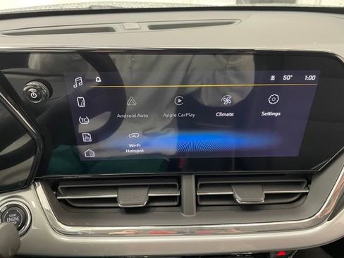 New 2026 Chevrolet Trax LT w/ Driver Confidence Package FWD image 4