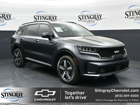Used 2023 Kia Sorento EX image 1