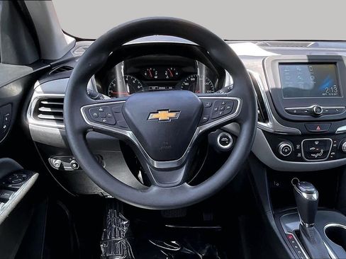 Used 2018 Chevrolet Equinox LT FWD image 6