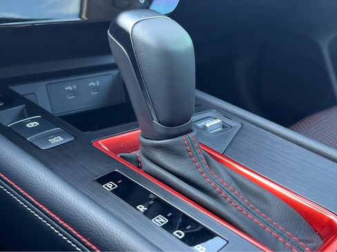 New 2025 Nissan Kicks SR image 25