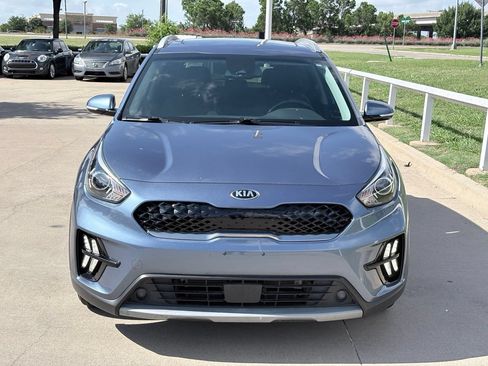 Used 2020 Kia Niro EX Premium FWD image 2