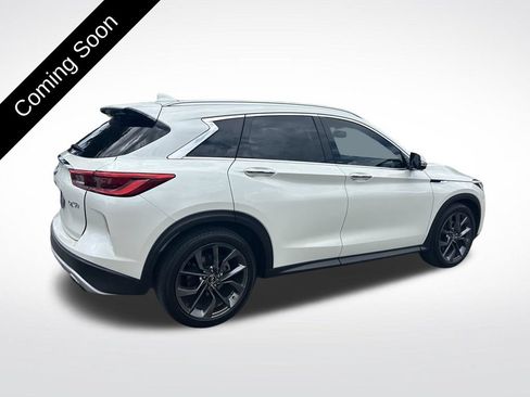 Used 2019 INFINITI QX50 Essential w/ Sensory Package AWD/4WD image 5