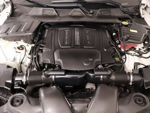 Used 2018 Jaguar XJ L Portfolio image 20
