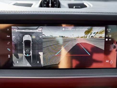 Used 2024 Porsche Cayenne Coupe image 75