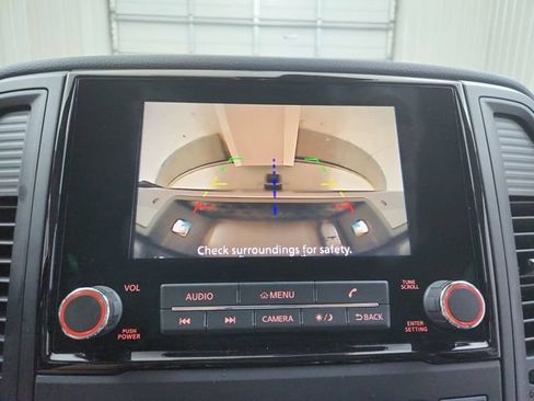 Used 2024 Nissan Titan SV w/ SV Convenience Package AWD/4WD image 27