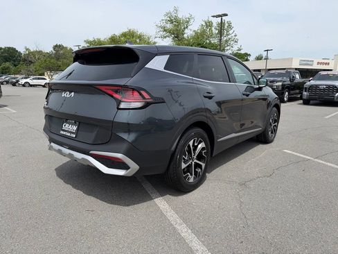 Used 2024 Kia Sportage EX FWD image 8