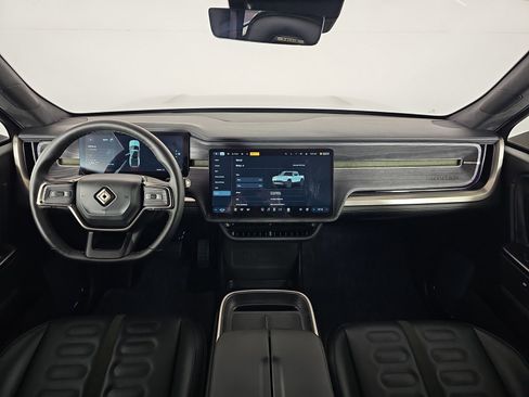 Used 2025 Rivian R1T Adventure image 25