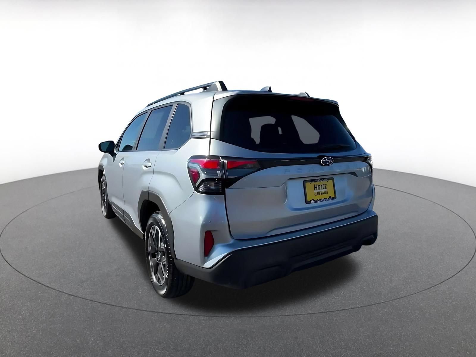 Used 2025 Subaru Forester Premium AWD/4WD image 10