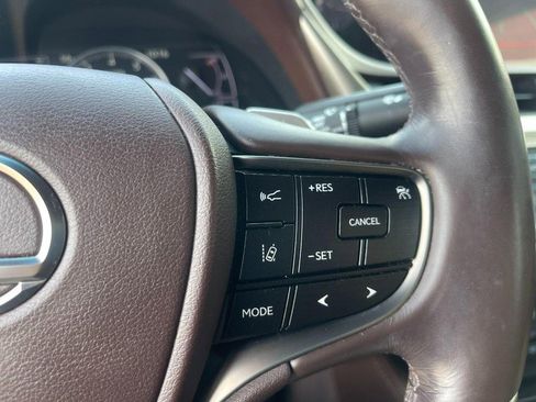 Used 2019 Lexus ES 350 w/ Premium Package image 34