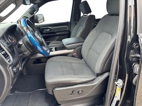 Used 2019 RAM 1500 Big Horn AWD/4WD image 25