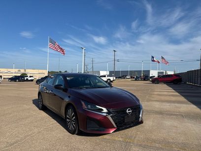 Certified 2025 Nissan Altima 2.5 SV