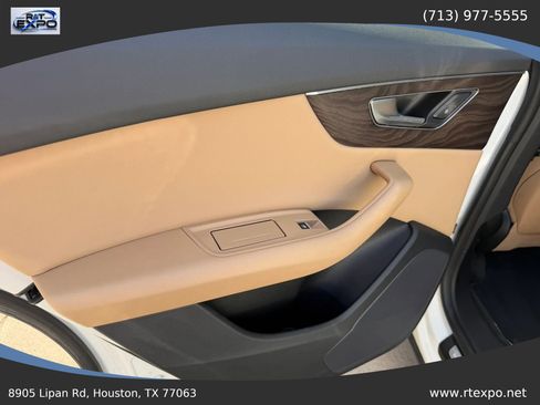 Used 2019 Audi Q8 Premium w/ Convenience Package AWD/4WD image 26