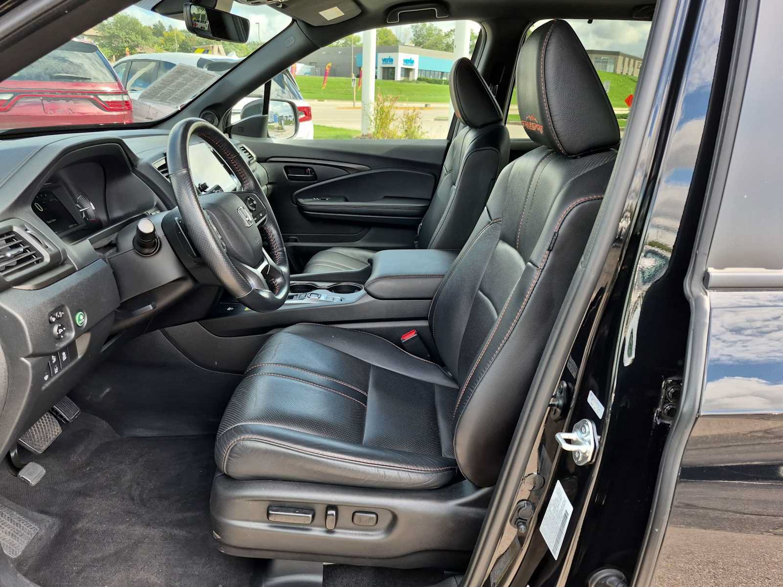 Certified 2024 Honda Passport TrailSport image 16
