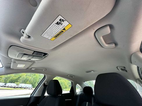 Used 2023 Hyundai Sonata SEL w/ Preferred Accessory Package FWD image 19