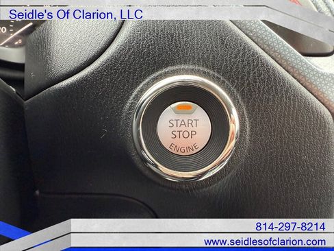 Used 2018 Nissan Pathfinder SL image 30