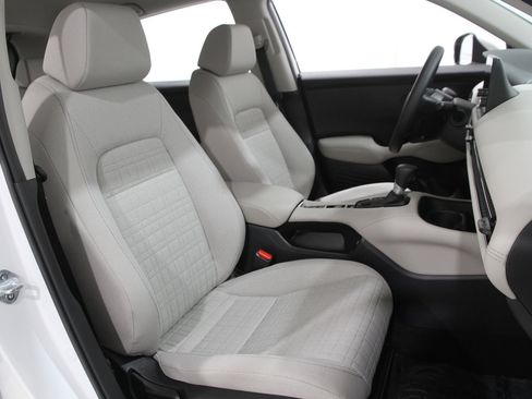 Used 2023 Honda HR-V LX image 16