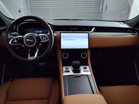 Used 2026 Jaguar F-PACE R-Dynamic S image 13