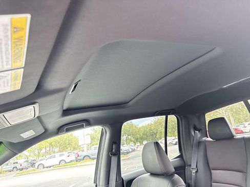 Certified 2022 Honda Ridgeline Black Edition image 23