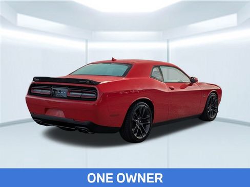 Used 2022 Dodge Challenger R/T Scat Pack w/ Driver Convenience Group image 6