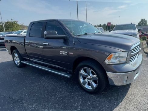 Used 2015 RAM 1500 Big Horn RWD image 3