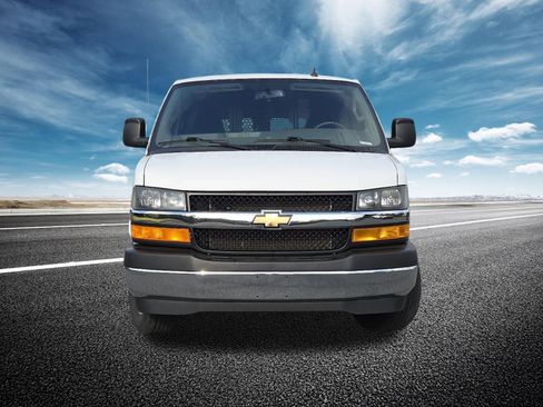 Used 2023 Chevrolet Express 2500 w/ Driver Convenience Package image 13