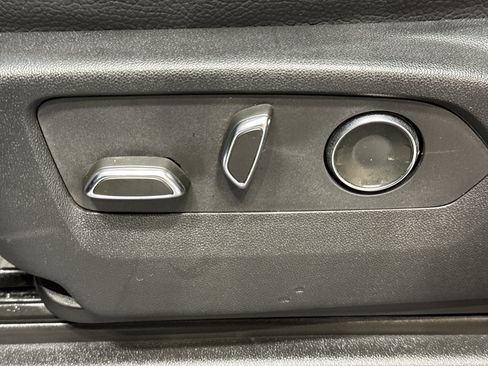 Certified 2024 GMC Yukon Denali image 20