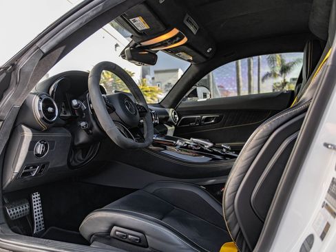 Used 2018 Mercedes-Benz AMG GT R image 28